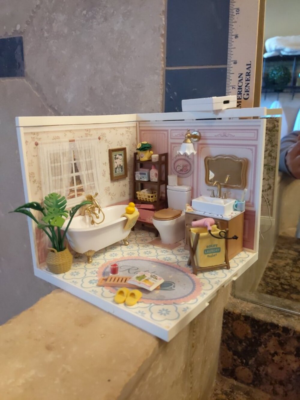 ROBOTIME Super Creator Toy Miniature House (Pop Bubble Bathroom) already assembl